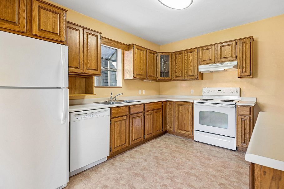 2211 Parker Street Vancouver, BC - 9
