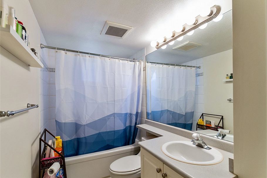 204 155 E 3rd Street North Vancouver, BC - 15