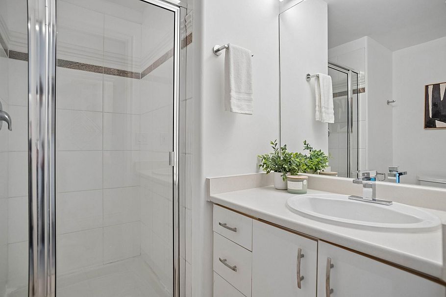 305 962 W 16th Avenue Vancouver, BC - 12
