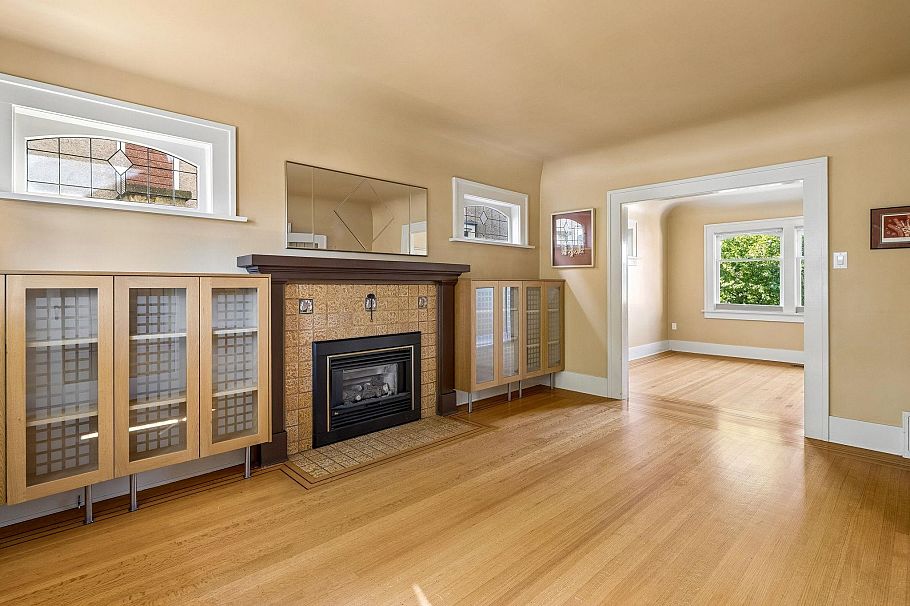 2211 Parker Street Vancouver, BC - 5