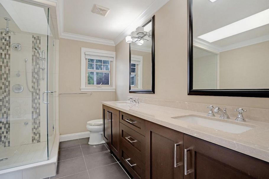4986 Shirley Avenue North Vancouver, BC - 17