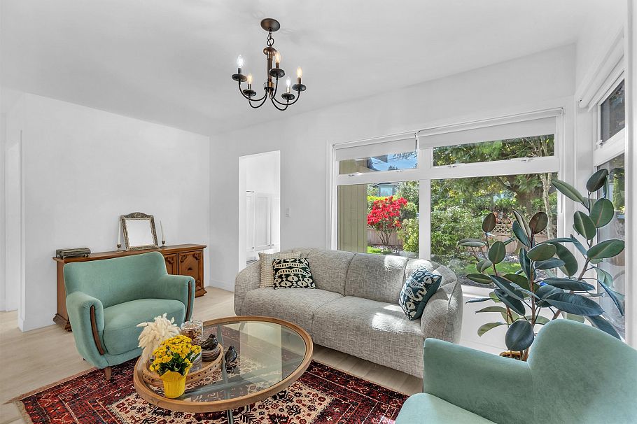 1698 Garden Avenue North Vancouver, BC - 3