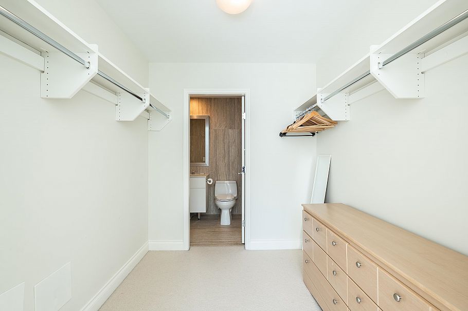 703 175 Victory Ship Way North Vancouver, BC - 15