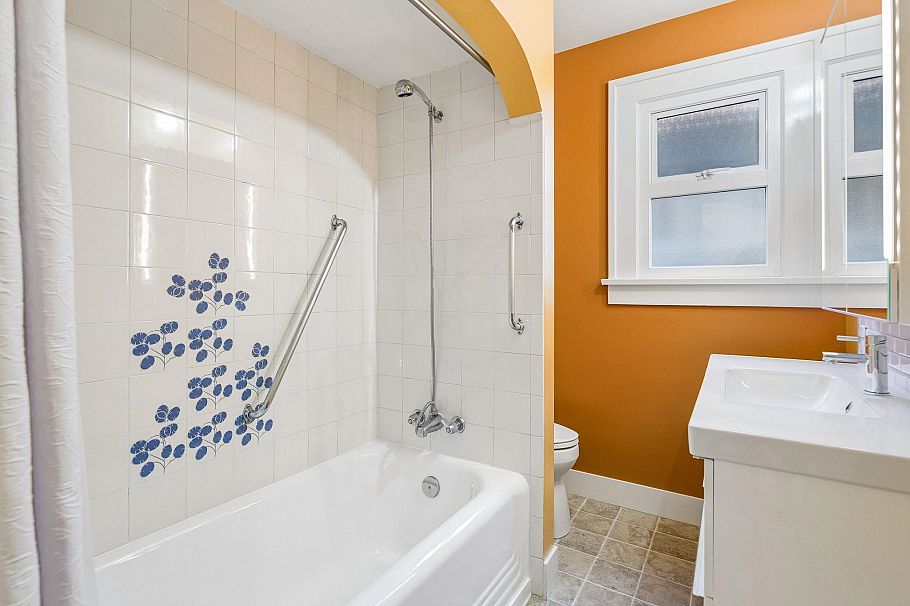 2211 Parker Street Vancouver, BC - 19