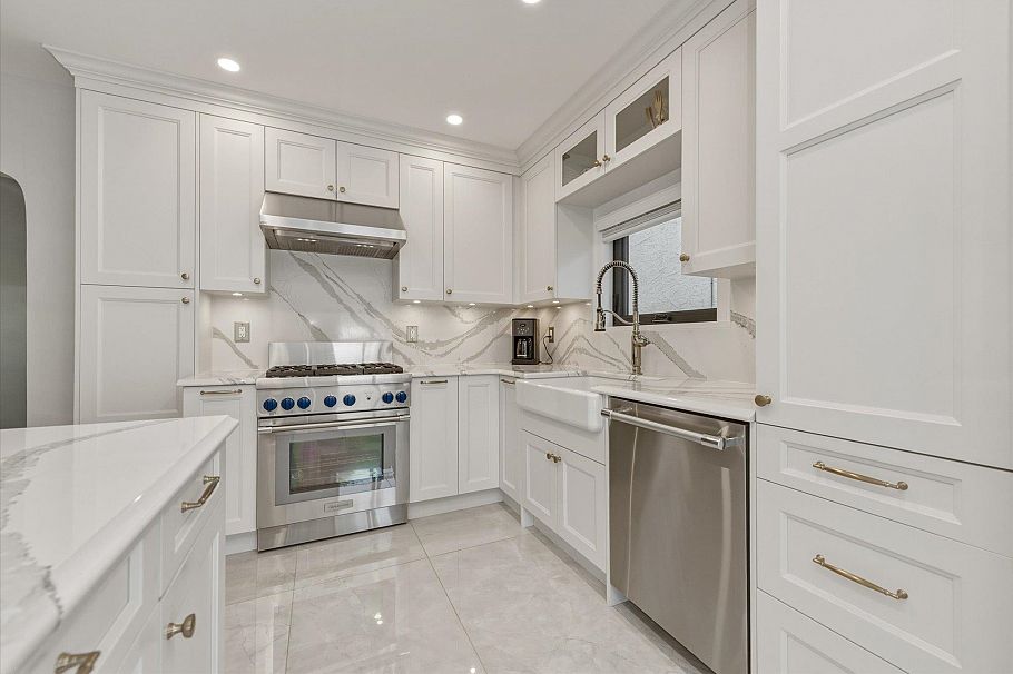 2614 Parker Street Vancouver, BC - 8