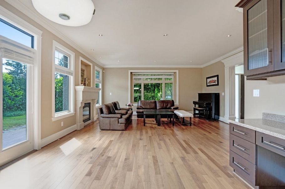 4986 Shirley Avenue North Vancouver, BC - 8