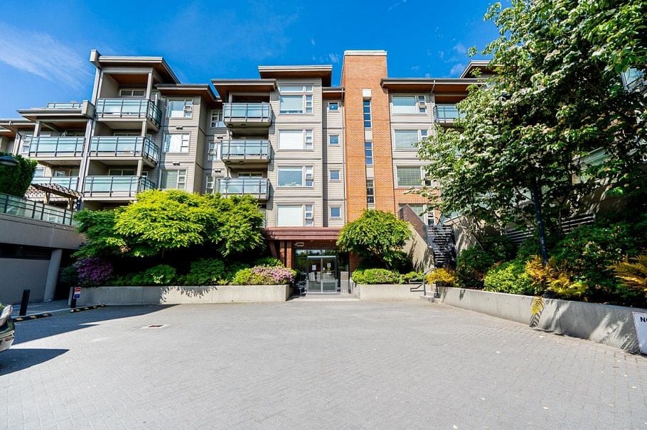 207 1677 Lloyd Avenue North Vancouver, BC - 38