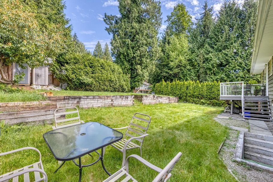 4902 Ranger Avenue North Vancouver, BC - 8