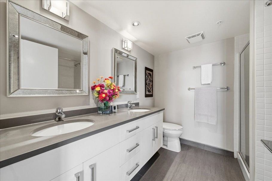 1601 155 W 1st Street North Vancouver, BC - 26