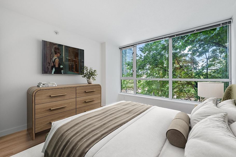 305 1328 W Pender Street Vancouver, BC - 19