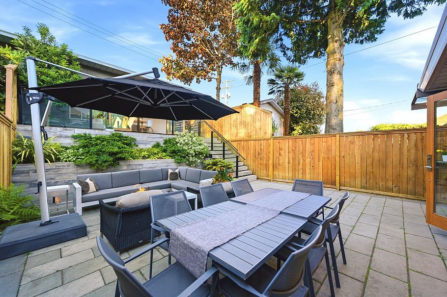 308 E 6th Street North Vancouver, BC - 12