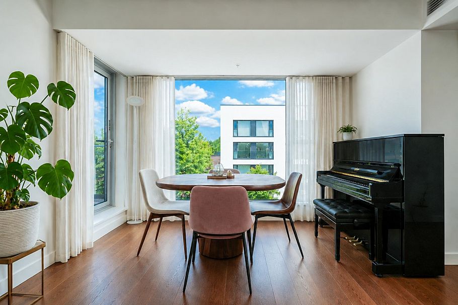 603 1571 W 57th Avenue Vancouver, BC - 4
