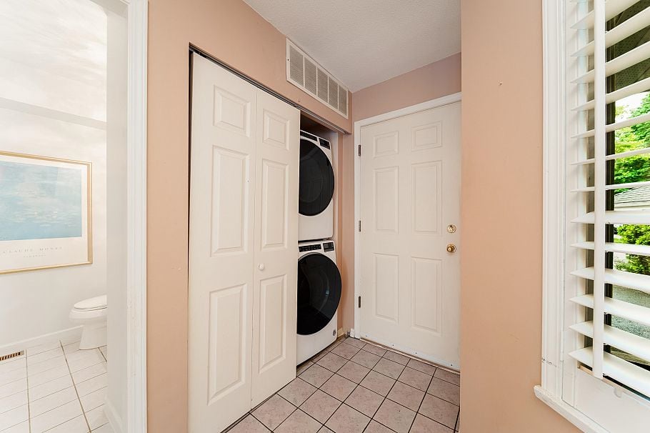 25 650 Roche Point Drive North Vancouver, BC - 7