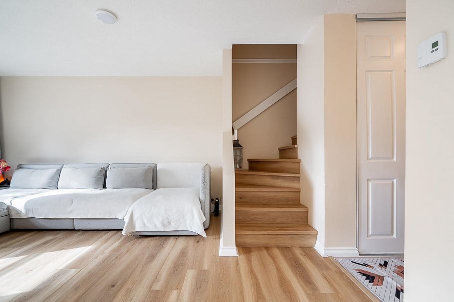 42 900 W 17th Street North Vancouver, BC - 7