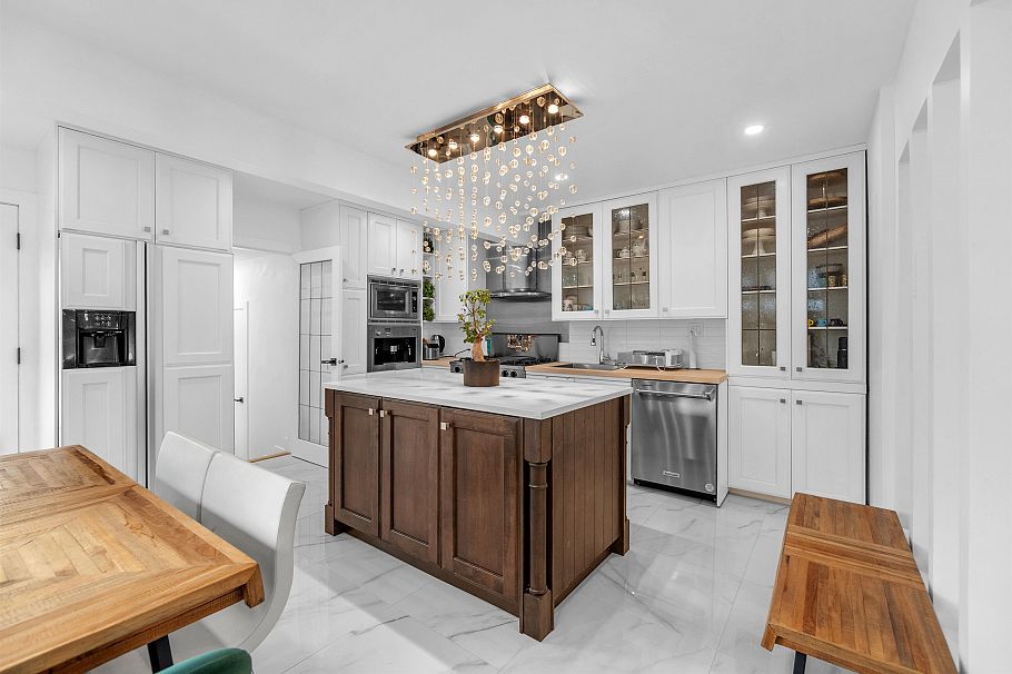 1698 Garden Avenue North Vancouver, BC - 9