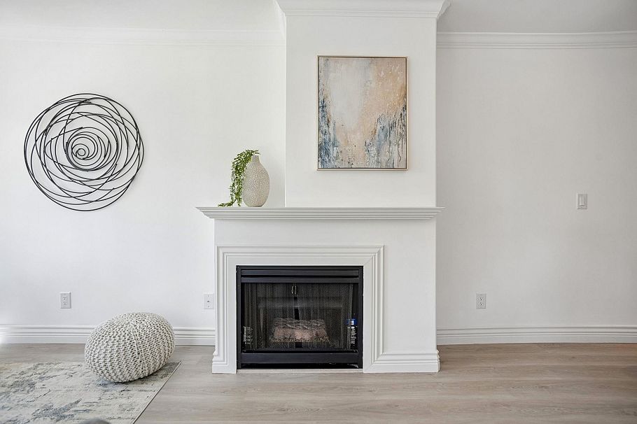 305 962 W 16th Avenue Vancouver, BC - 4