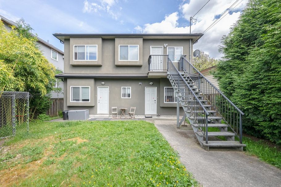 5671 Earles Street Vancouver, BC - 31