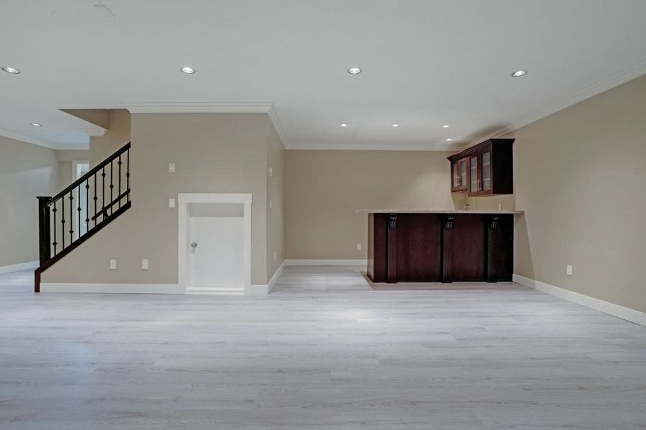 4986 Shirley Avenue North Vancouver, BC - 23