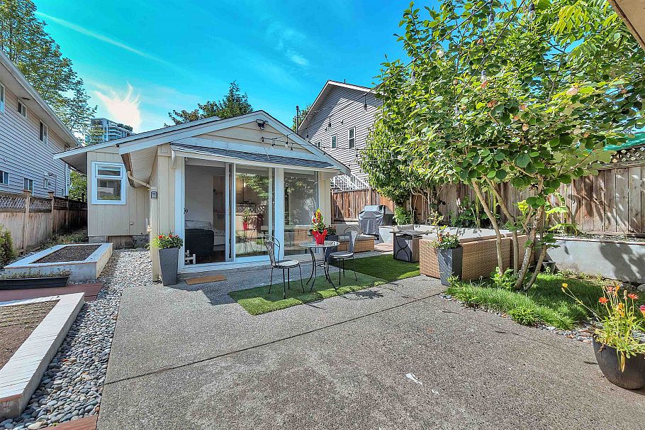 1698 Garden Avenue North Vancouver, BC - 20