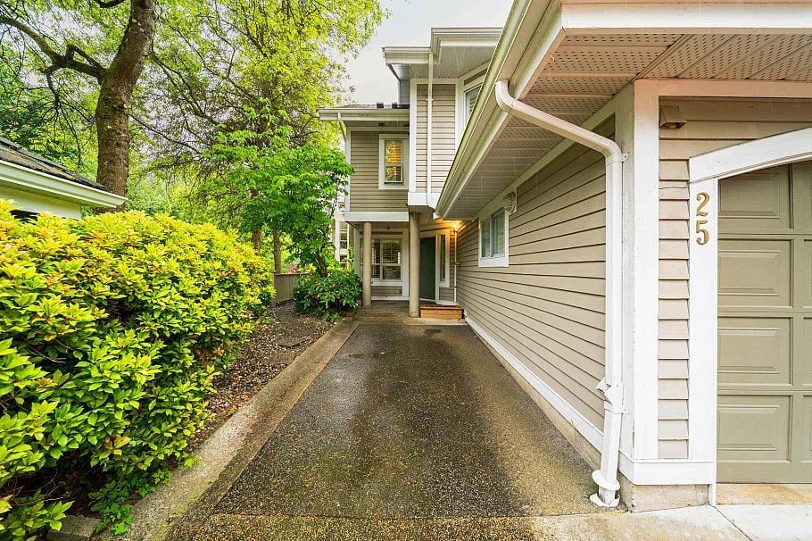 25 650 Roche Point Drive North Vancouver, BC - 4