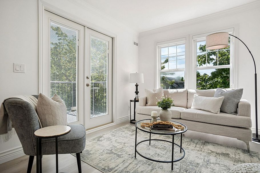 305 962 W 16th Avenue Vancouver, BC - 2
