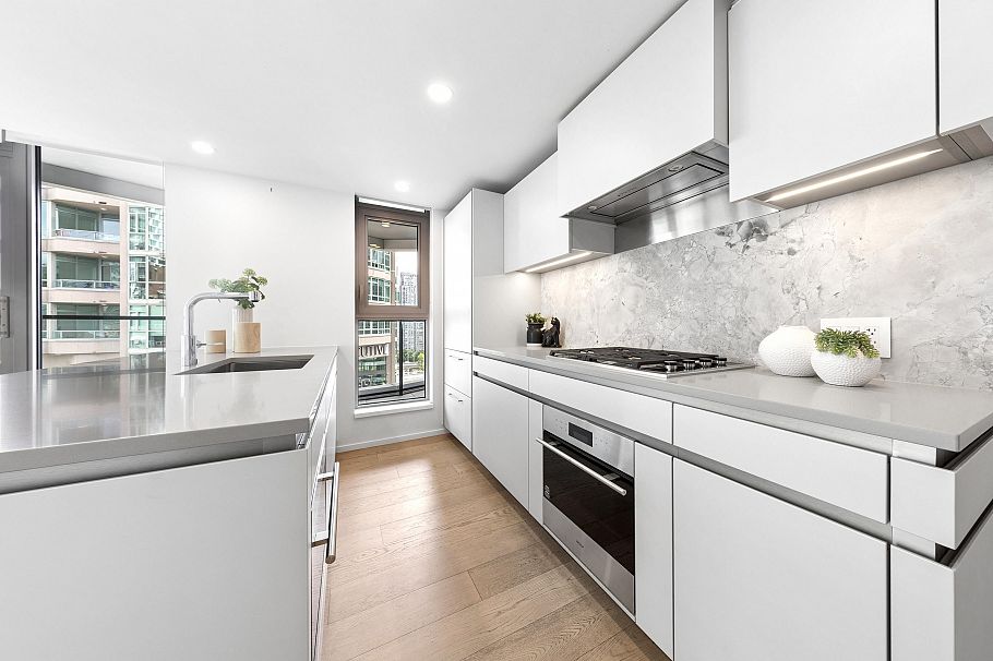 1107 889 Pacific Street Vancouver, BC - 4