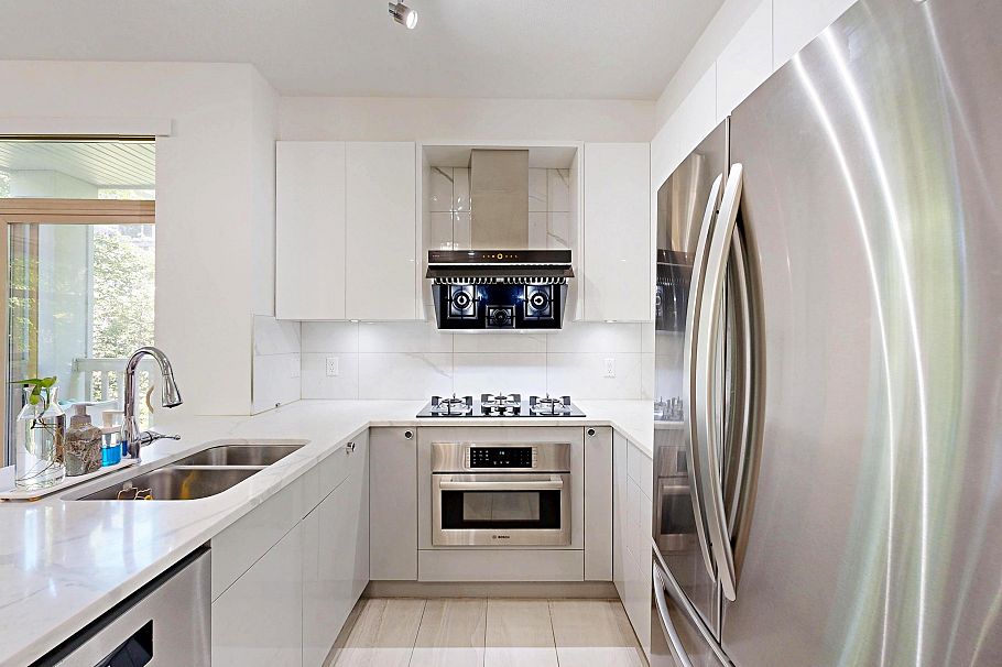 211 2083 W 33rd Avenue Vancouver, BC - 15