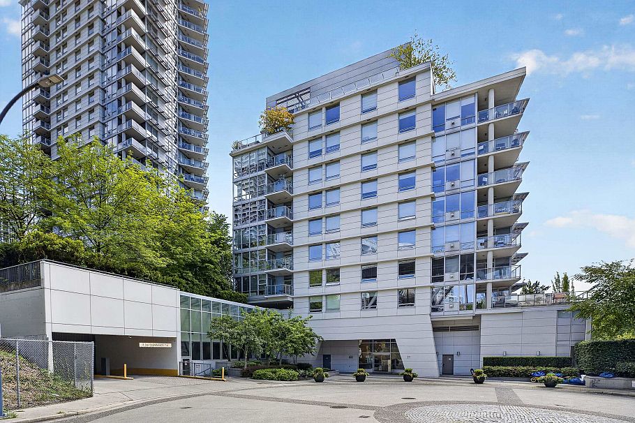 801 633 Kinghorne Mews Vancouver, BC - 39