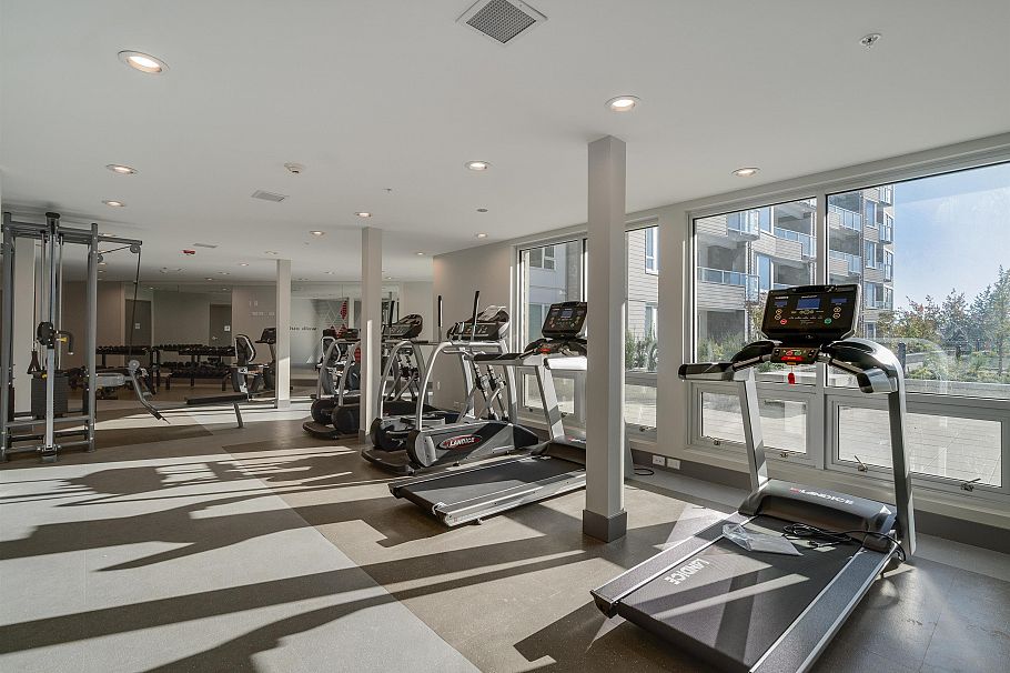 120 255 W 1st Street North Vancouver, BC - 25