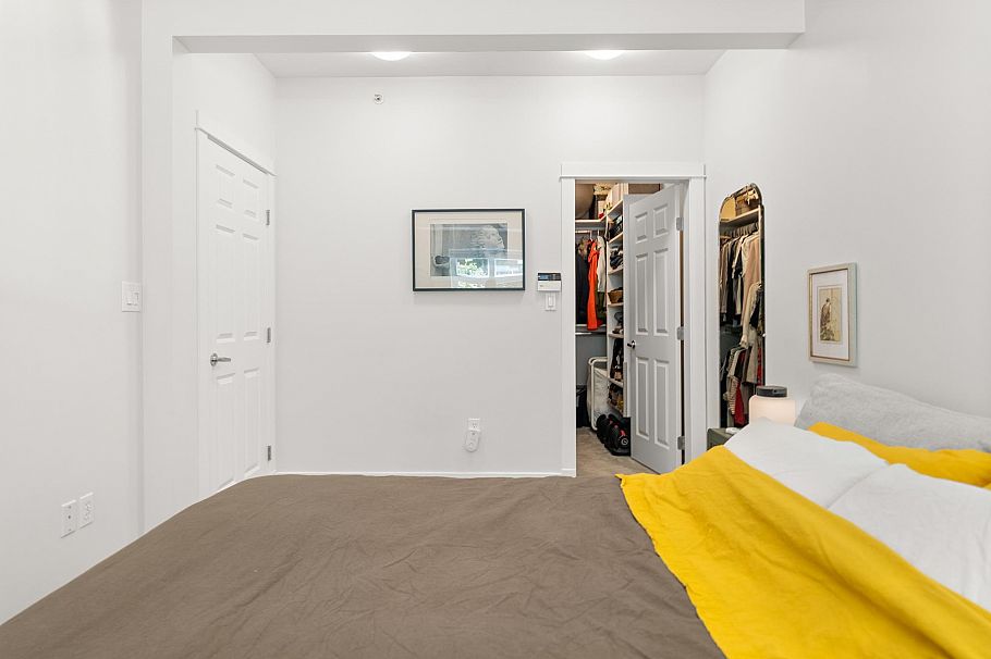 357 W 11th Avenue Vancouver, BC - 27