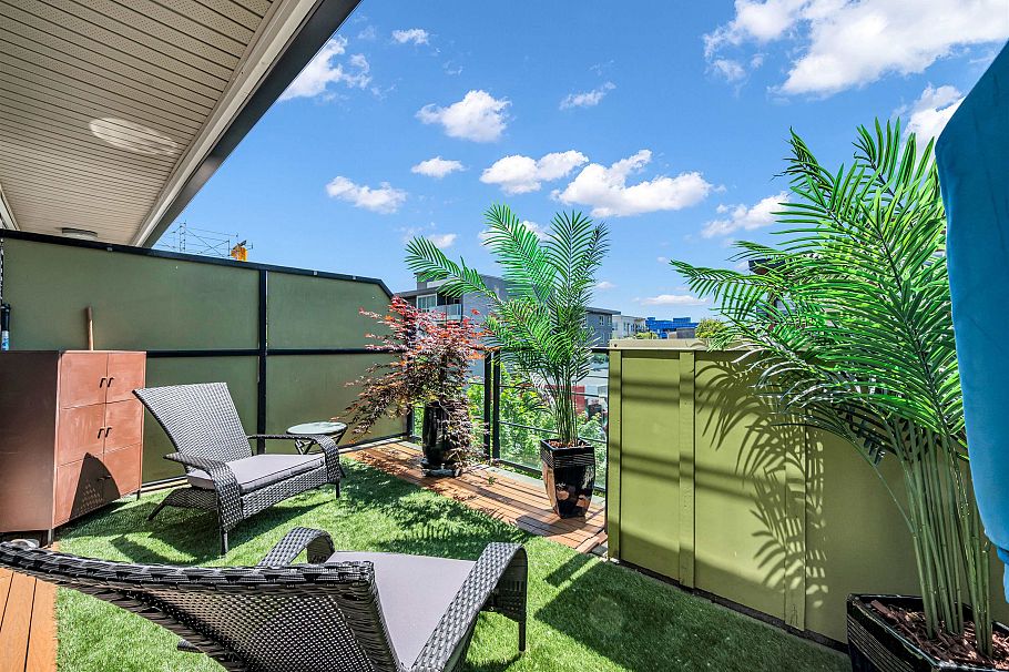 74 728 W 14th Street North Vancouver, BC - 18