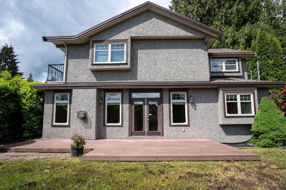 4986 Shirley Avenue North Vancouver, BC - 31