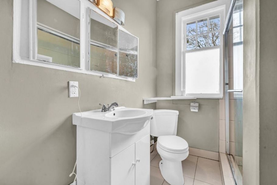 1775 Cedar Crescent Vancouver, BC - 10