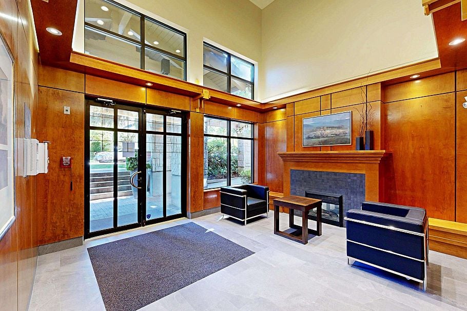 211 2083 W 33rd Avenue Vancouver, BC - 2