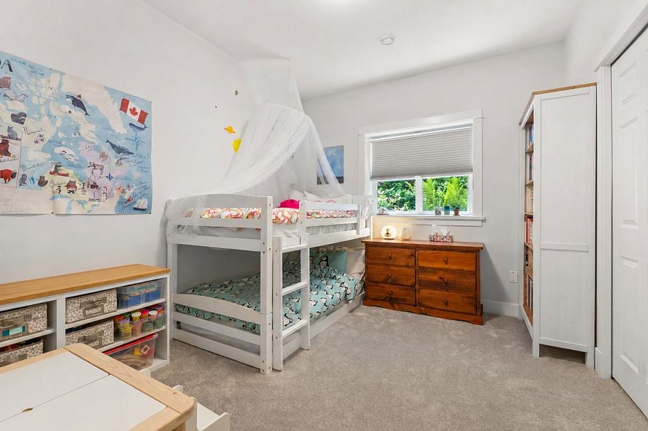 357 W 11th Avenue Vancouver, BC - 33