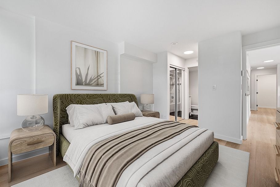 305 1328 W Pender Street Vancouver, BC - 16