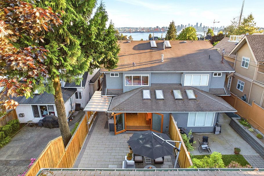 308 E 6th Street North Vancouver, BC - 37