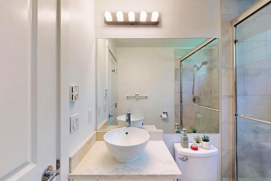 211 2083 W 33rd Avenue Vancouver, BC - 34