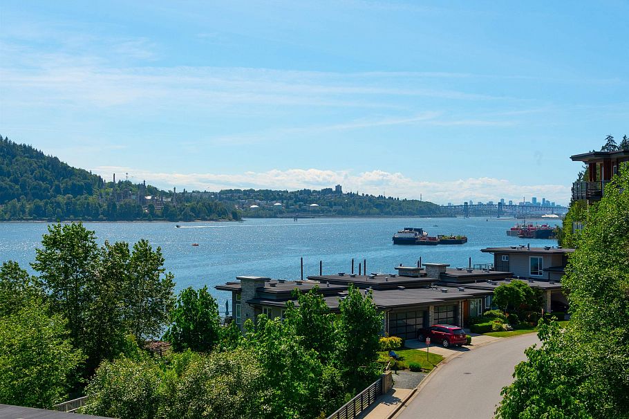 306 3873 Cates Landing Way North Vancouver, BC - 3
