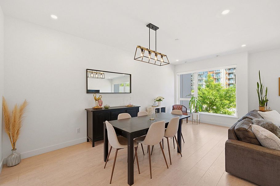 59 3597 Malsum Drive North Vancouver, BC - 14