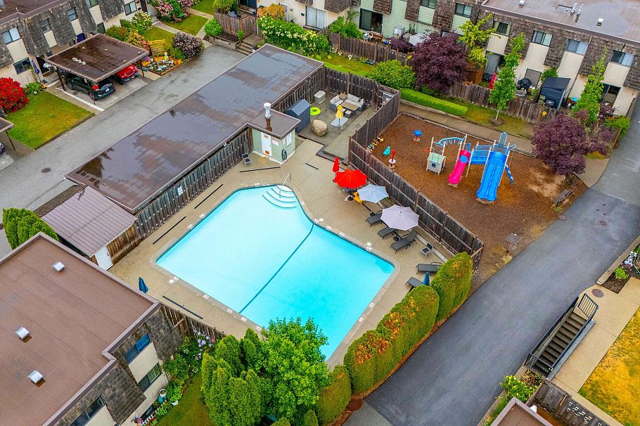 1126 Premier Street North Vancouver, BC - 37