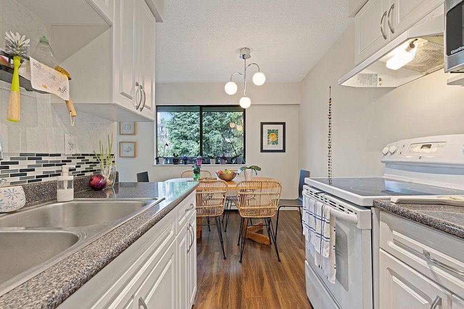 305 175 E 4th Street North Vancouver, BC - 6