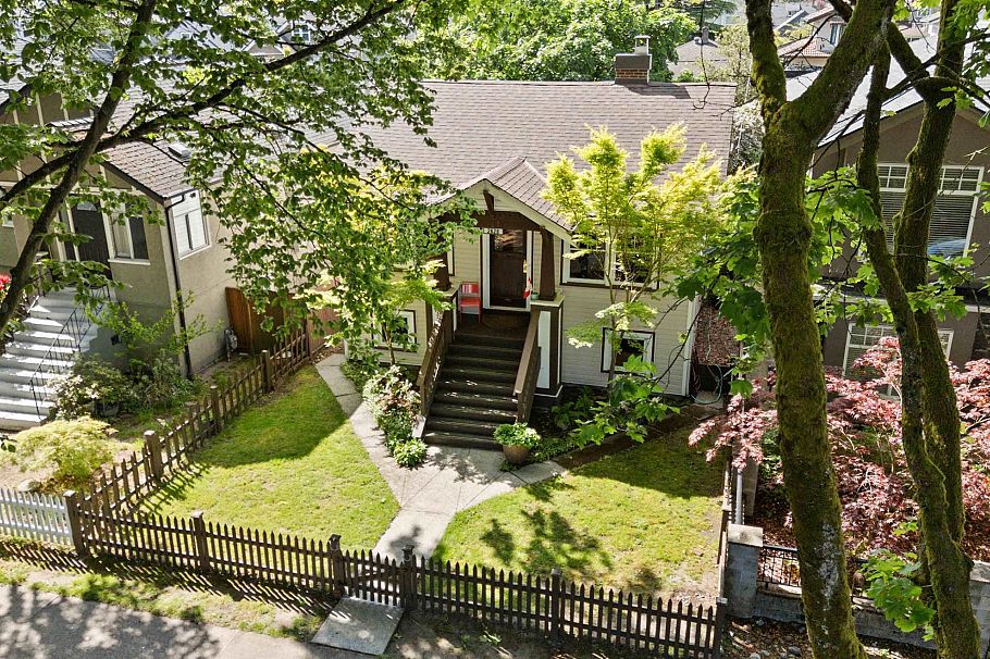2628 William Street Vancouver, BC - 36