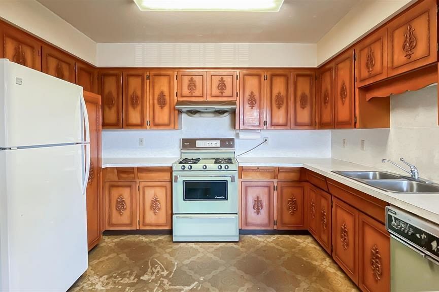 550 E 55th Avenue Vancouver, BC - 11