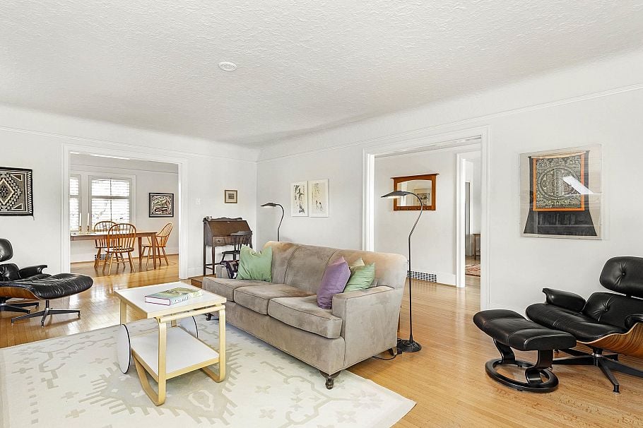 4269 W 13th Avenue Vancouver, BC - 14
