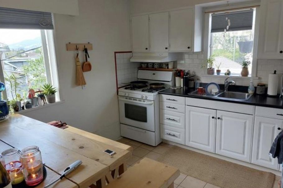 444 E 6th Street North Vancouver, BC - 24