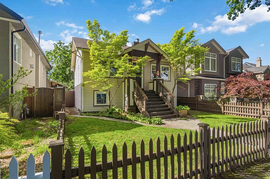 2628 William Street Vancouver, BC - 2