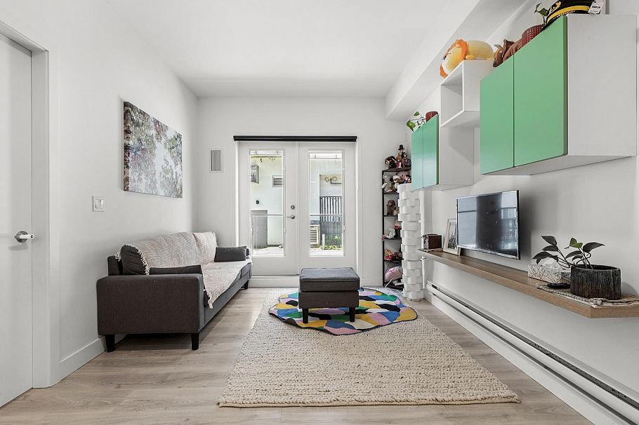 102 2688 Duke Street Vancouver, BC - 2