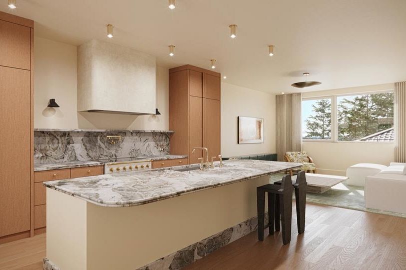 3 1610 Roxburgh Crescent Vancouver, BC - 2