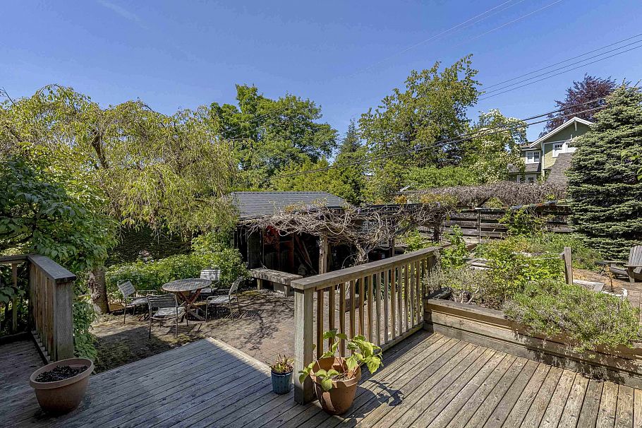 4269 W 13th Avenue Vancouver, BC - 29